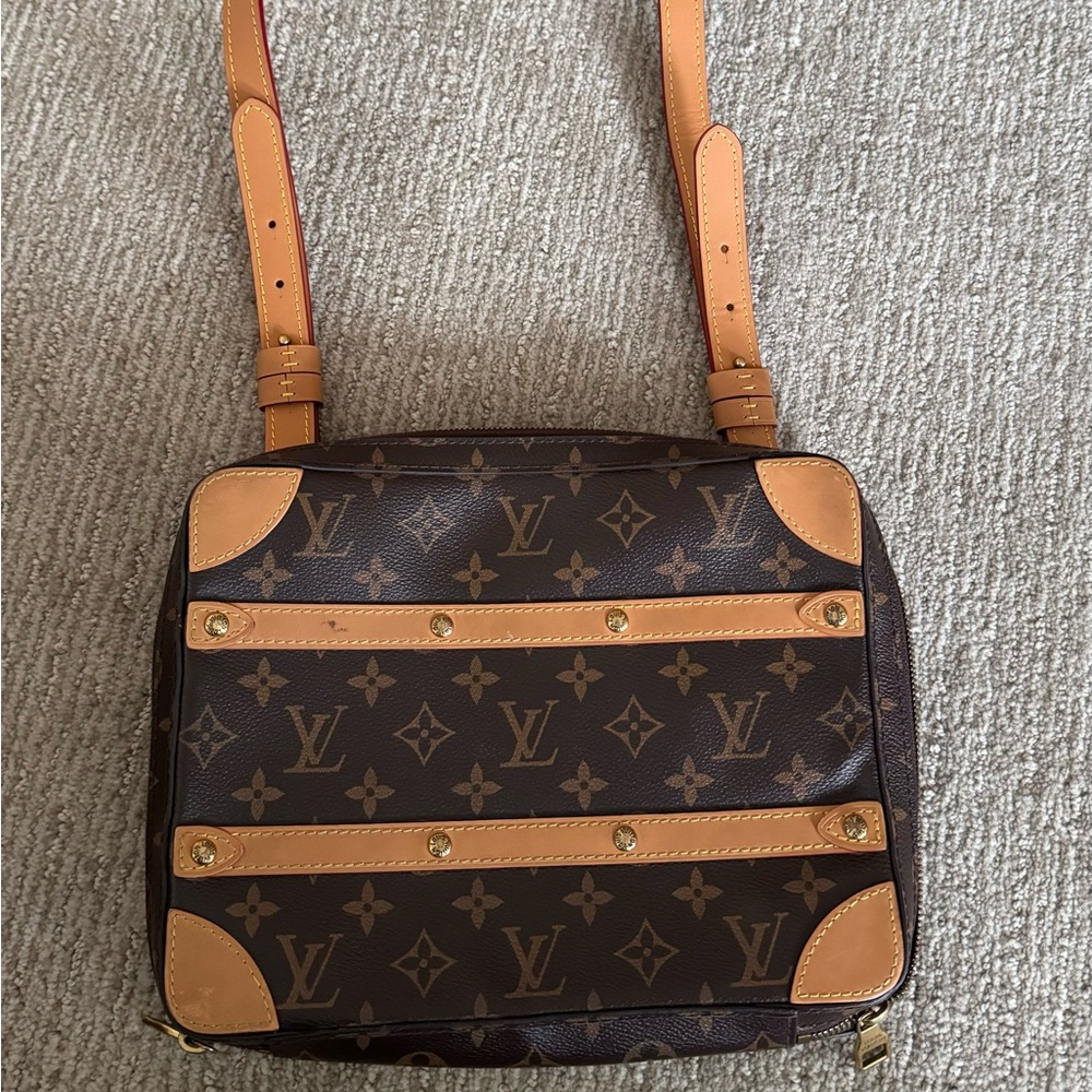 Louis Vuitton soft trunk messenger bag